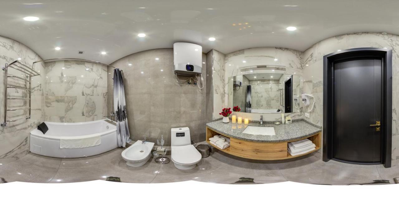 Aurum Hotel Biskek Kültér fotó