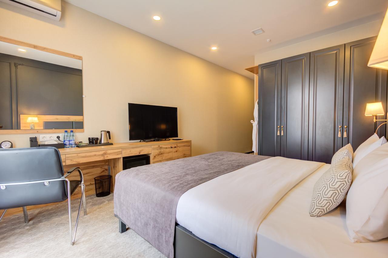 Aurum Hotel Biskek Kültér fotó
